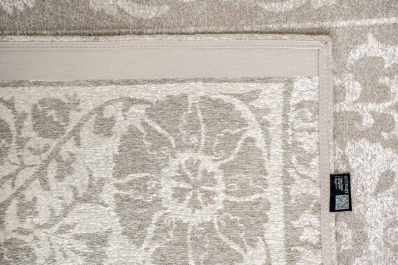 Louis De Poortere rug Antiquarian Suzani 9846 Boree back