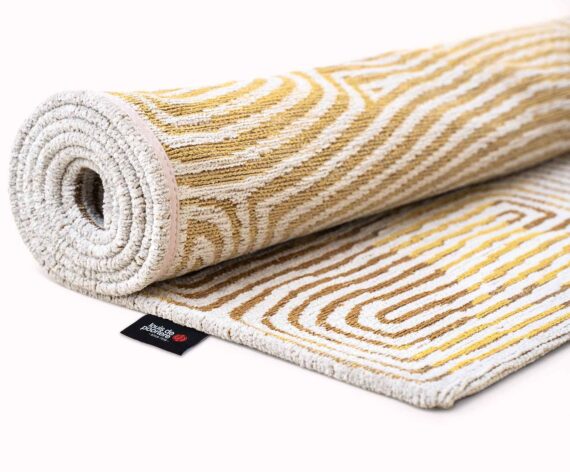 Louis De Poortere rug Meditation Coral 9799 Yellowhippy roll