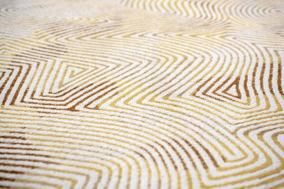 Louis De Poortere rug Meditation Coral 9799 Yellowhippy zoom 5